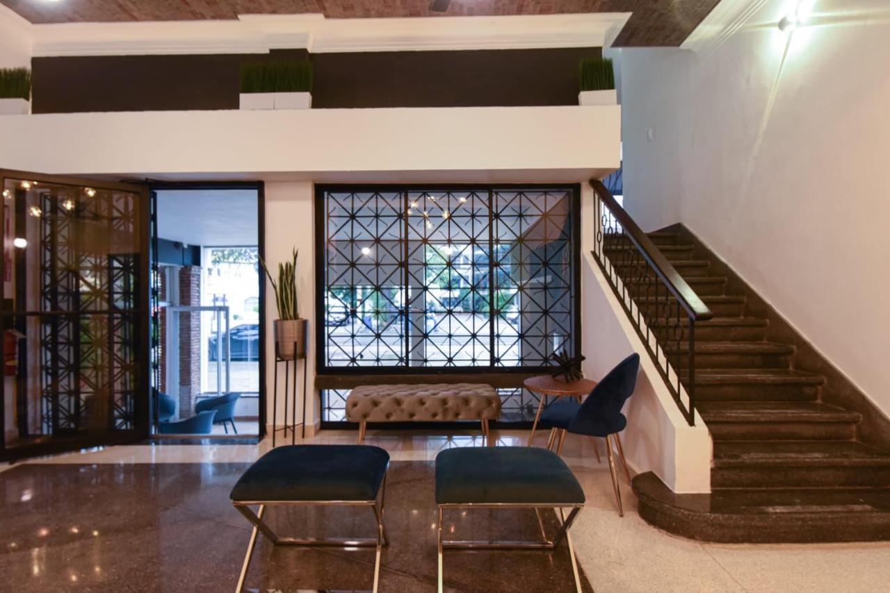Ph 19 Guesthouse Hotel In Gazcue Санто Доминго Екстериор снимка