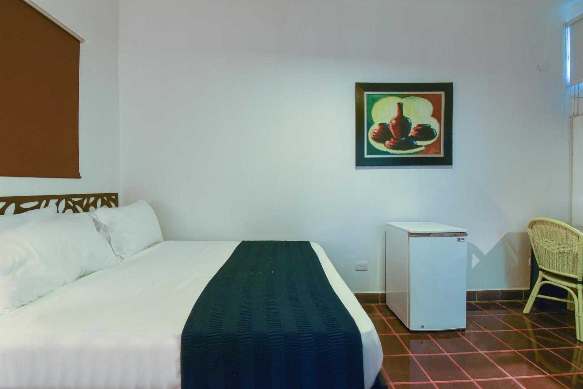 Ph 19 Guesthouse Hotel In Gazcue Санто Доминго Стая снимка