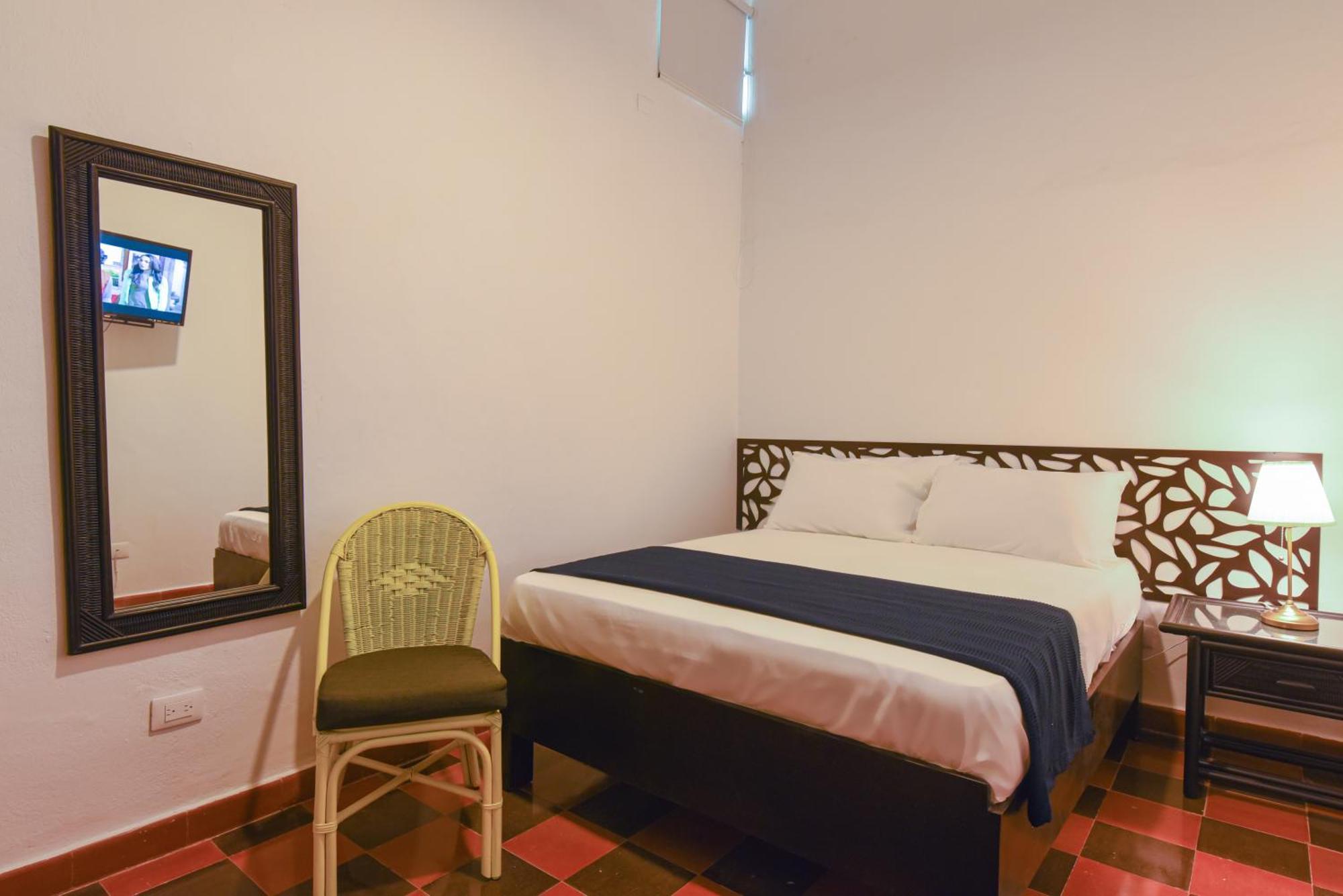 Ph 19 Guesthouse Hotel In Gazcue Санто Доминго Стая снимка